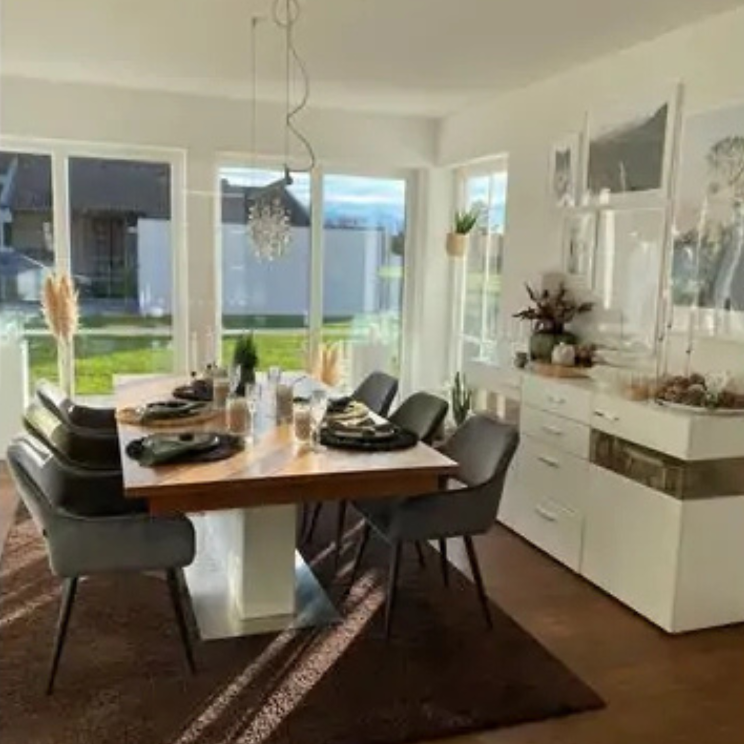 San Francisco Chair with Armrest