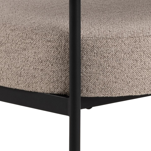 Oakfield Lounge Chair