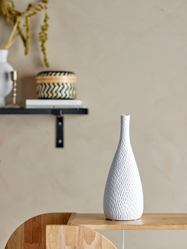 Pela Table lamp