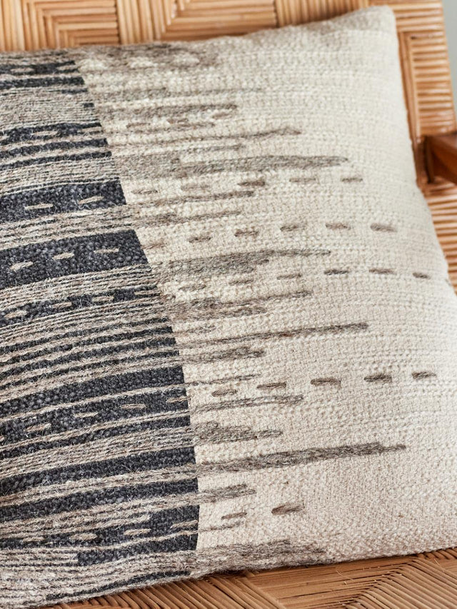 Seaford Cushion