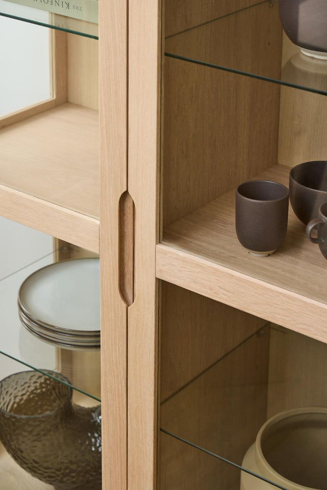 Marte display cabinet