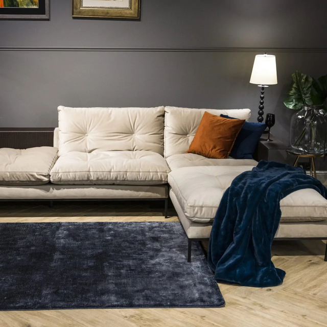 Study by Arik 3-Seater | Position Right