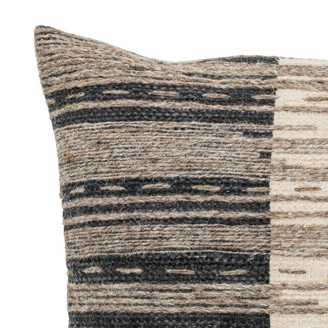 Seaford Cushion