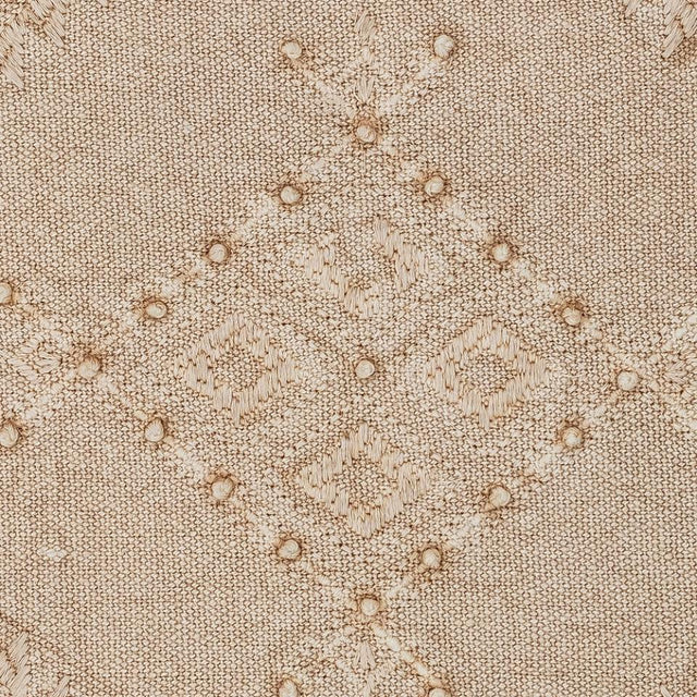 Leva Cushion