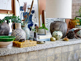 Nadya Vase