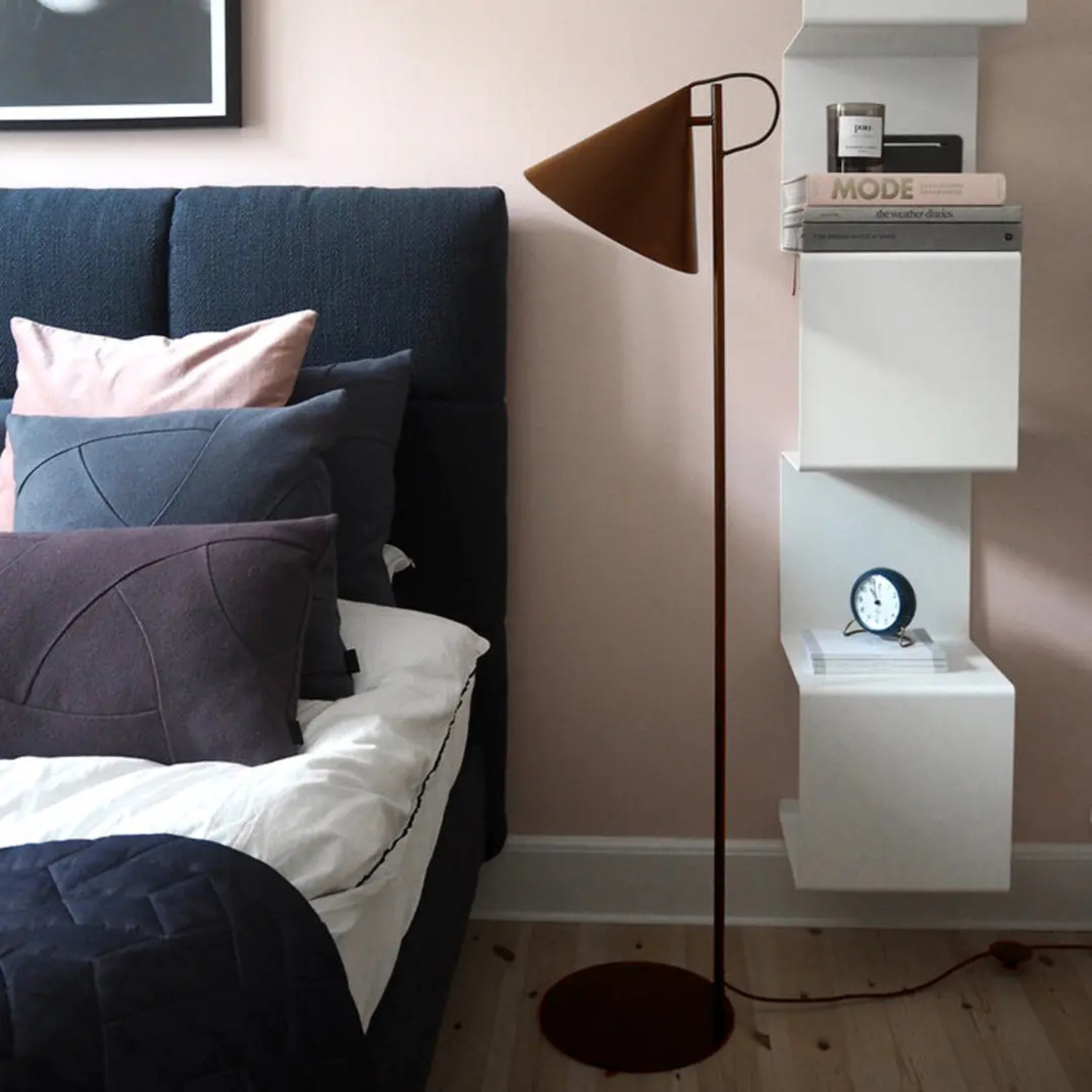 Benjamin Floor Lamp