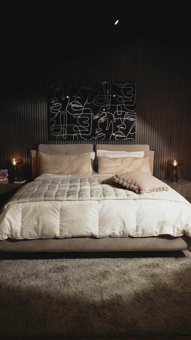 Daniel Bed